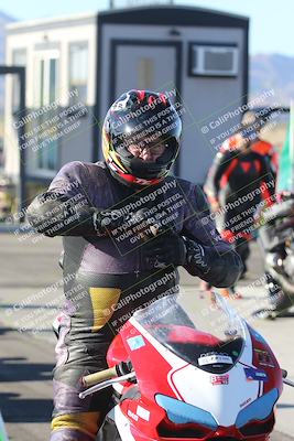 media/Dec-01-2025-Moto Forza (Mon) [[2daa91e15f]]/4-Around the Pits/